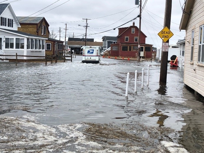 Flooding along Island Path in Hampton
